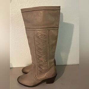 Women’s Fossil boho tall heeled boots size 10